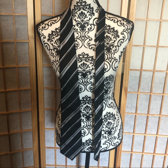 Lot of 3 Ties! - Picture 6 of 8